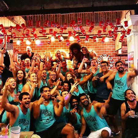 Хостел Bodega Phuket Patong (Adults Only) Екстер'єр фото