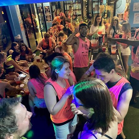 Хостел Bodega Phuket Patong (Adults Only) Екстер'єр фото