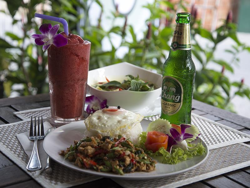 Хостел Bodega Phuket Patong (Adults Only) Екстер'єр фото