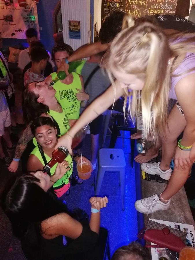 Хостел Bodega Phuket Patong (Adults Only) Екстер'єр фото