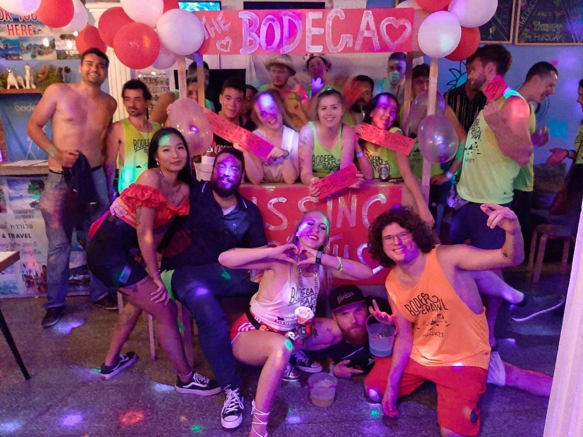 Хостел Bodega Phuket Patong (Adults Only) Екстер'єр фото